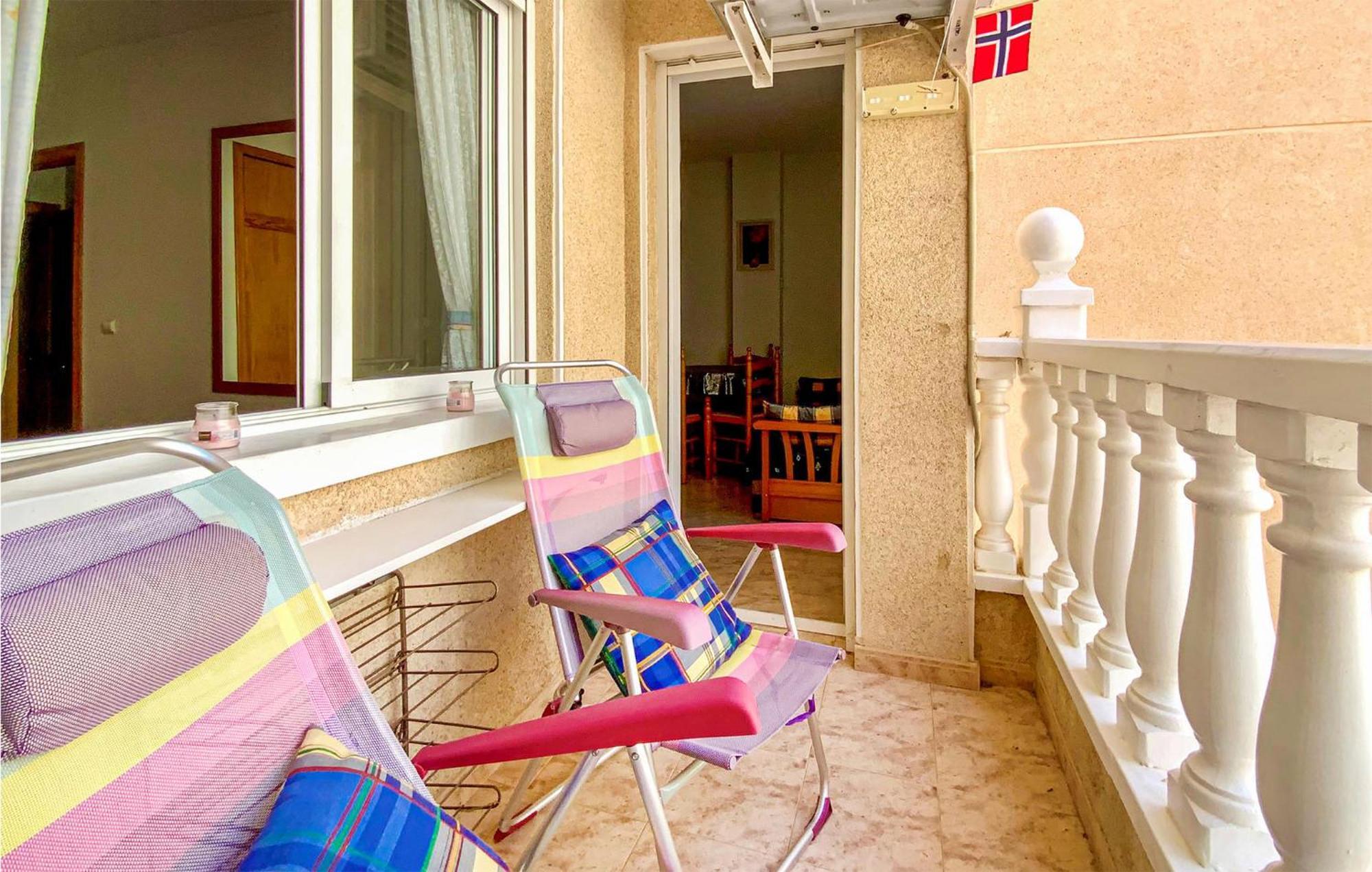 1 Bedroom Pet Friendly Apartment In Torrevieja Exteriör bild